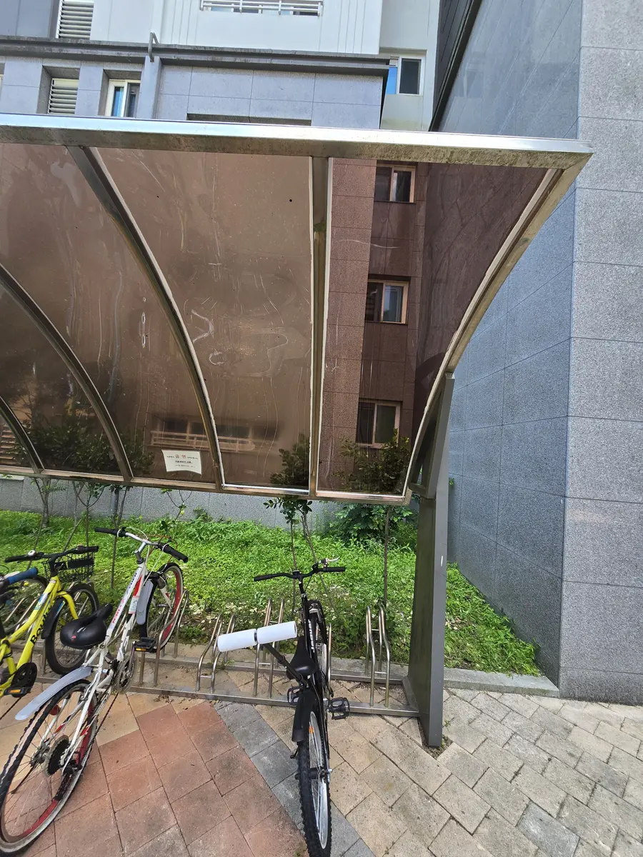 곡면 캐노피 렉산 지붕 정면 하부 점검